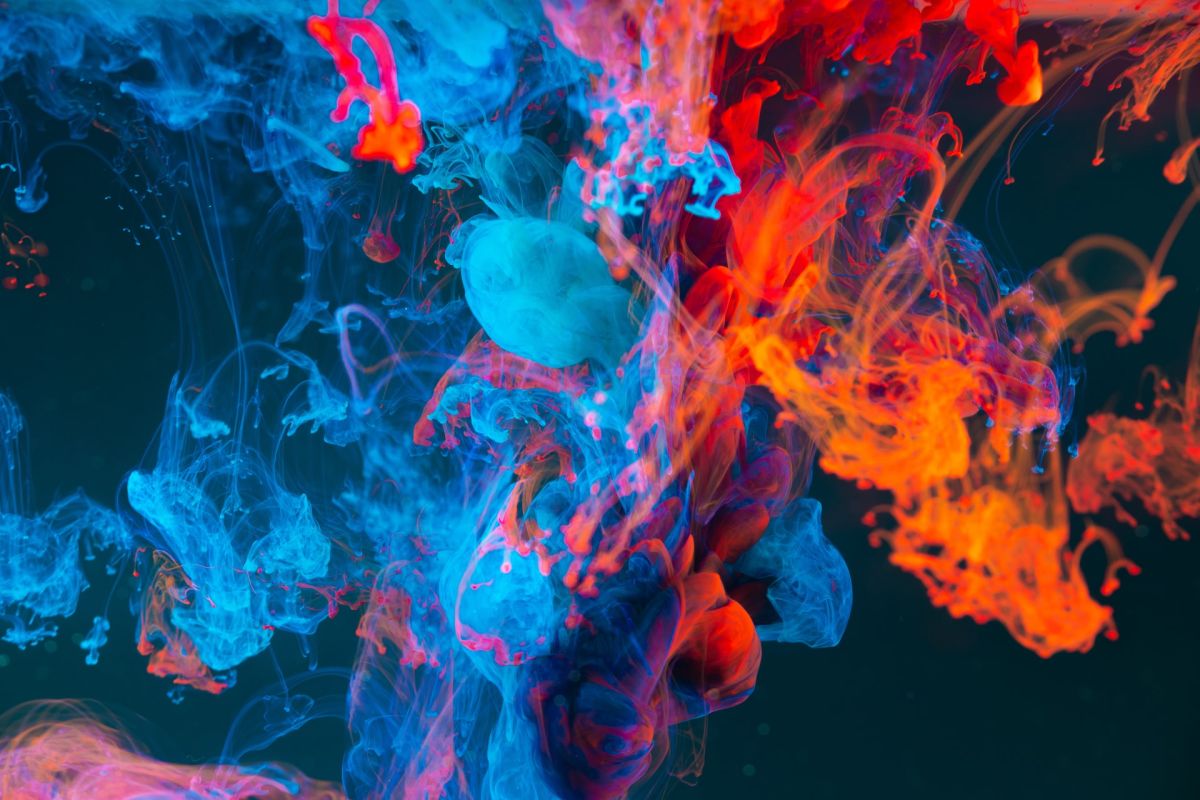Cover image - random colors splashing